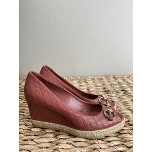 Gucci Women Leather Peep-Toe Horsebit Espadrille Wedges Red‎ Size 38